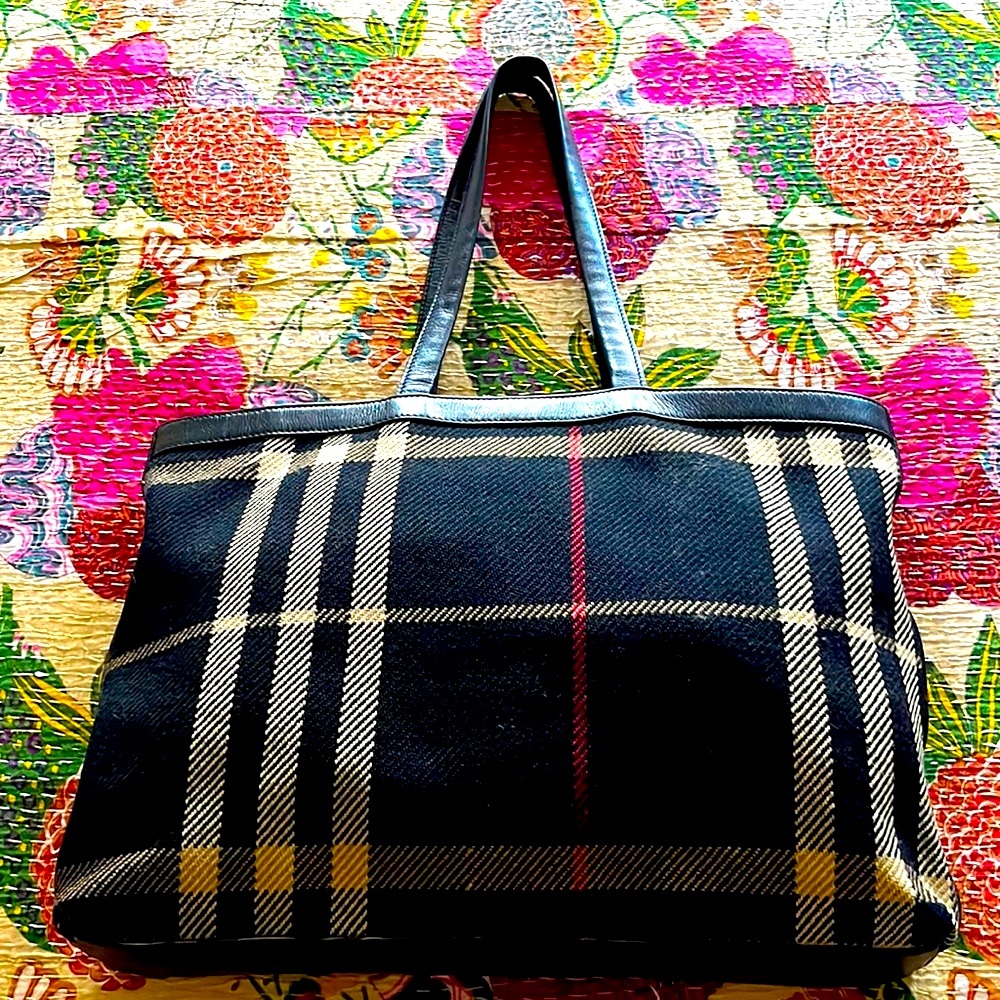 Burberry wool tartan bag